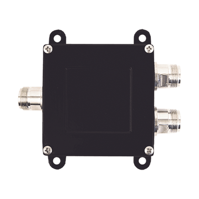 Separador TAP -7 dB con rango de frecuencia de 700 a 2500 MHz. Ideal para separar las antenas a diferentes longitudes de cable coaxial. 50 Ohm. Conectores N Hembra. 
