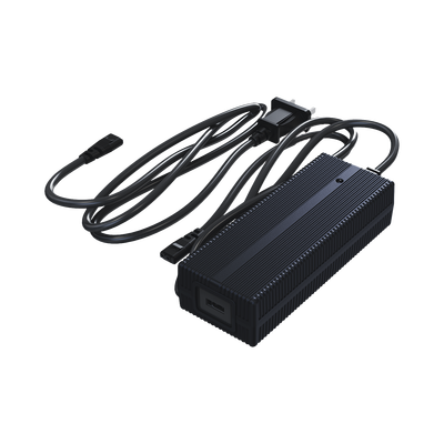 Cargador Rápido Go2 / 302.4W / Entrada 100-240V~50/60Hz / Salida 33.6V 9.0A / Carga Rápida en 0.8 Horas / Compatible con Baterías Estándar y de Larga Duración